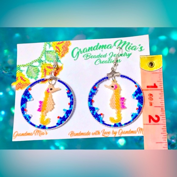 Ocean Elegance: Handcrafted Coral Reef Seahorse Beaded Hoop Earrings - Picture 4 of 6